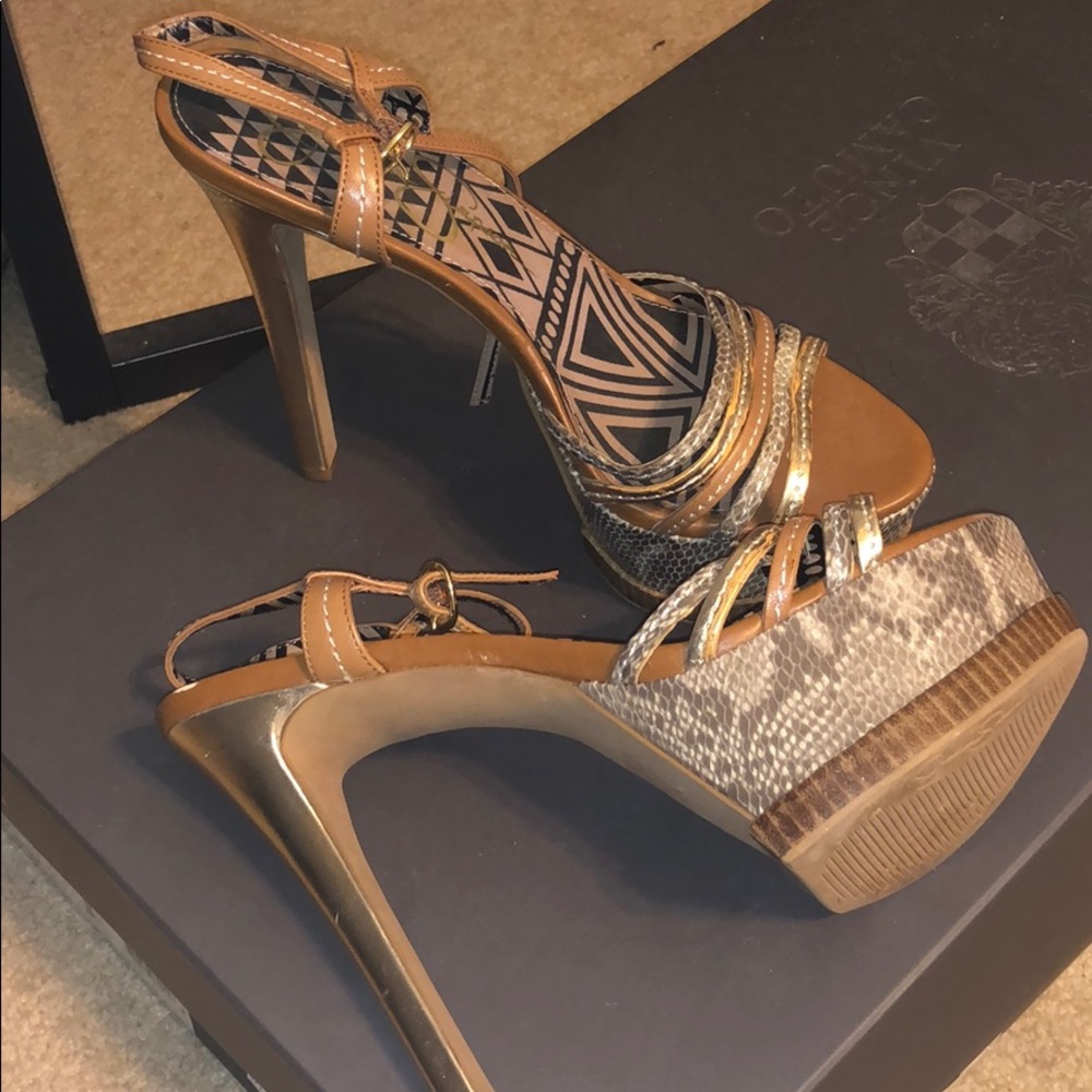 Jessica Simpson heels